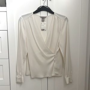 XXS. H&M. NWT. Cream. Blouse. Never worn. New!